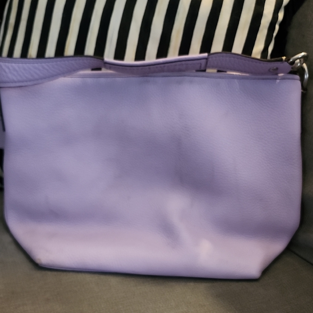 Lavender Leather Shoulder Bag - Picture 5 of 7